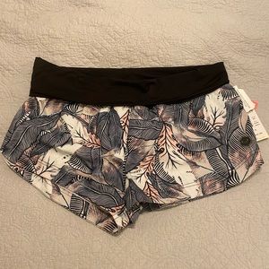 NWT Roxy Endless Summer Printed Shorts